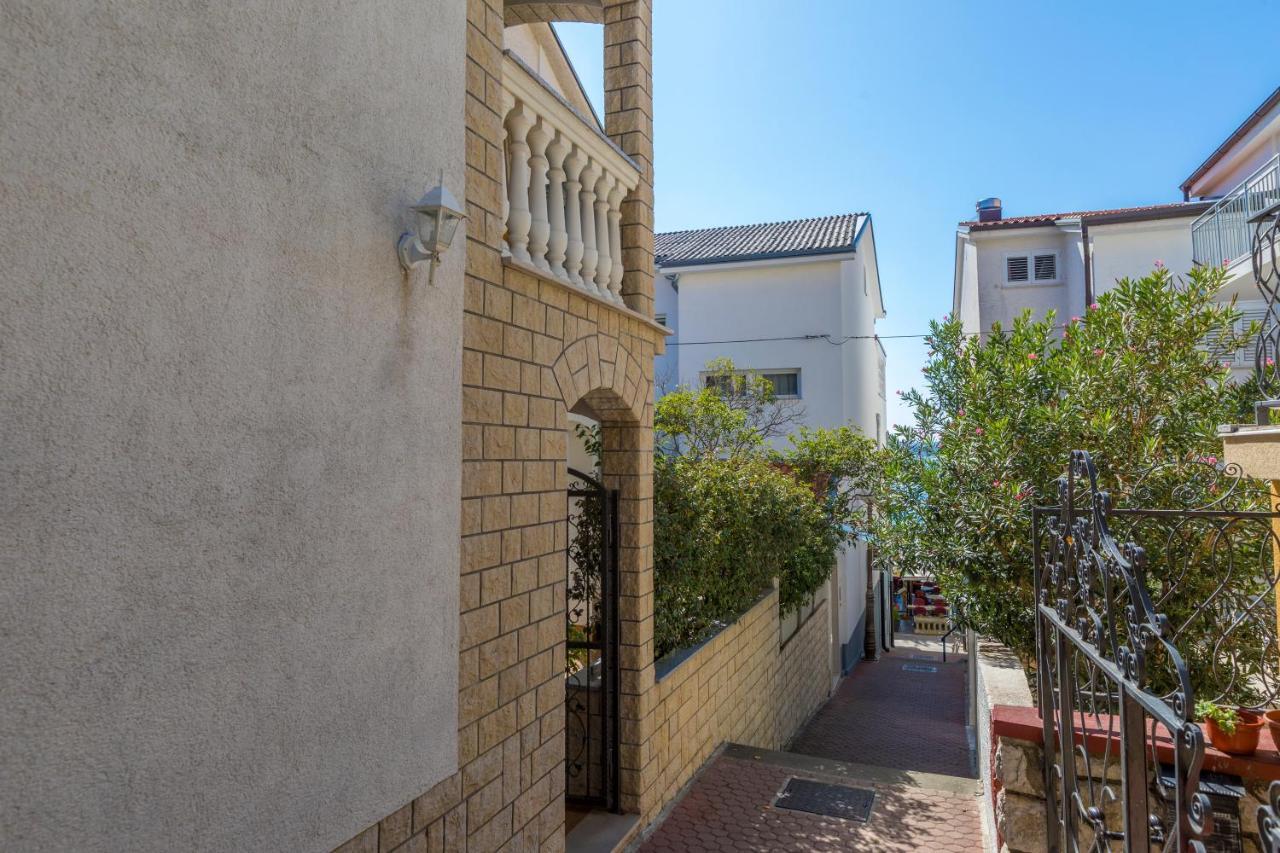 Apartment Katnic 1-2-3 Crikvenica Exterior foto