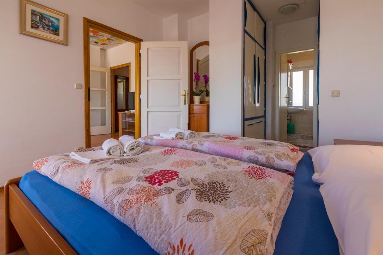 Apartment Katnic 1-2-3 Crikvenica Exterior foto